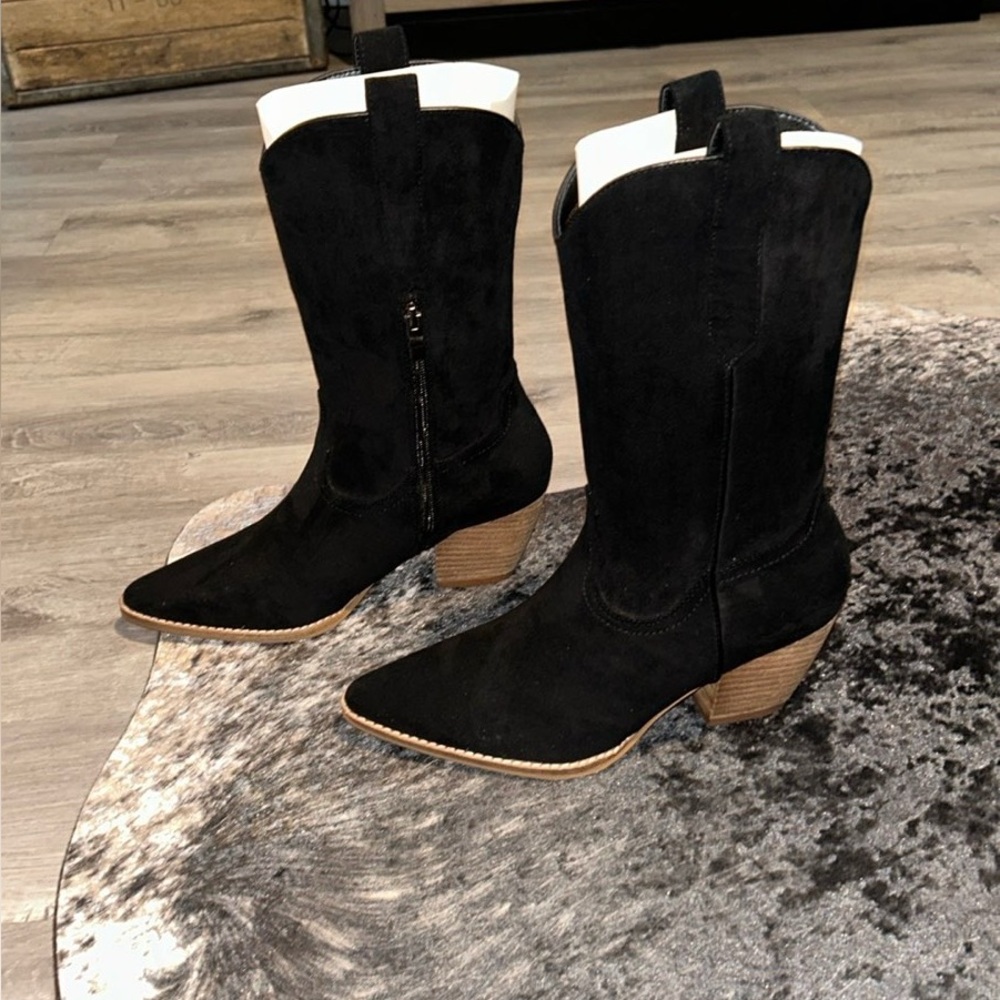 🖤Black Women Pointed Toe Low Heel Cowboy Bootie🖤